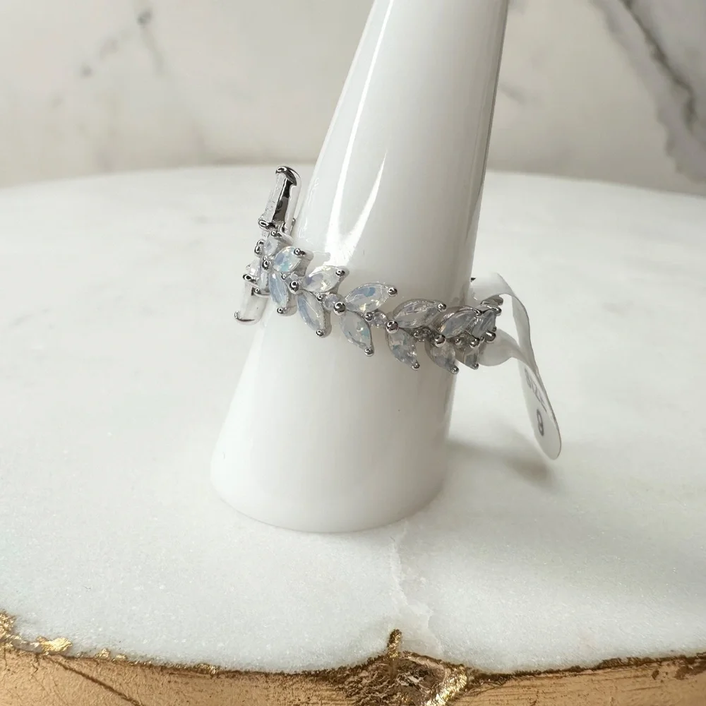 Bomb Party Twice As Nice Sterling Silver Ice Crystal Ring Size 9 NWT RBP7456